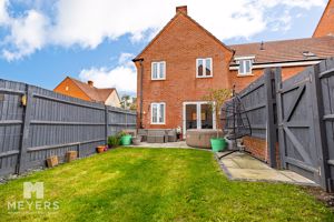 Rear- click for photo gallery